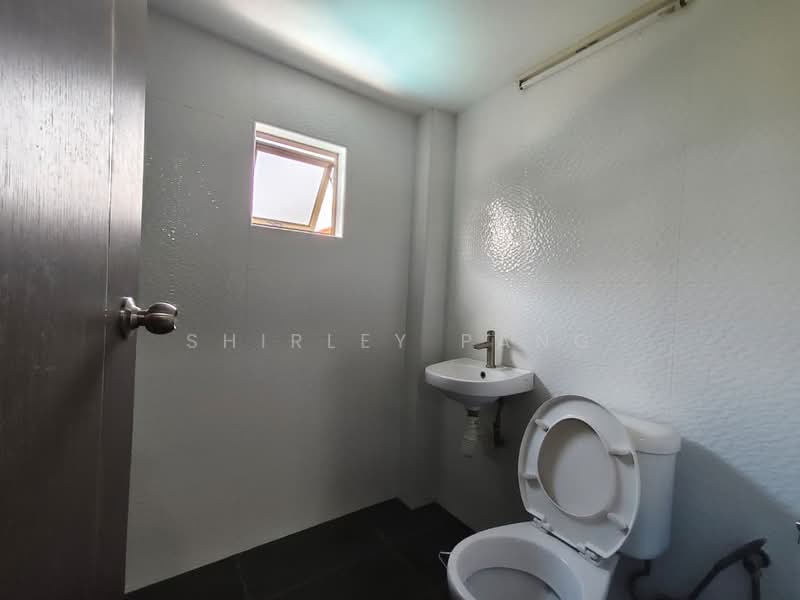 Cluster House for Sale in Skudai (Johor) - Shirley Pang - Bathroom - PropertyGuru.com.my