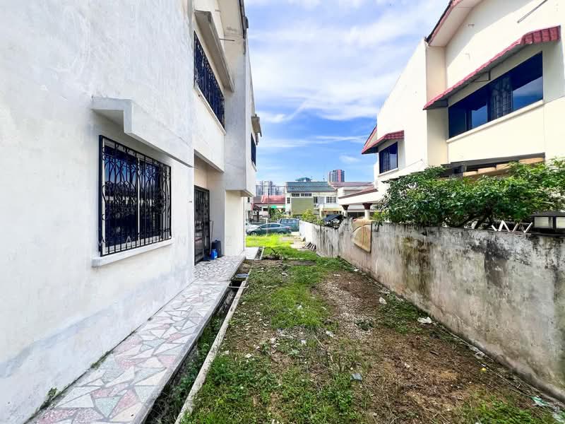 Semi-Detached House for Sale in Cheras (Selangor) - Masnizah Arifin - Exterior - PropertyGuru.com.my