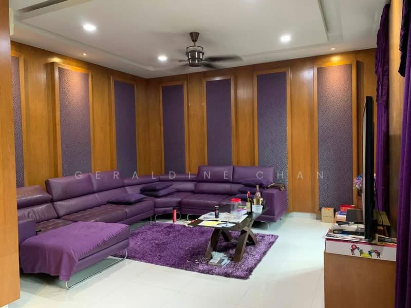 Rumah Banglo untuk Dijual di Bandar Kinrara (Selangor) - Geraldine Chan - Living Room - PropertyGuru.com.my