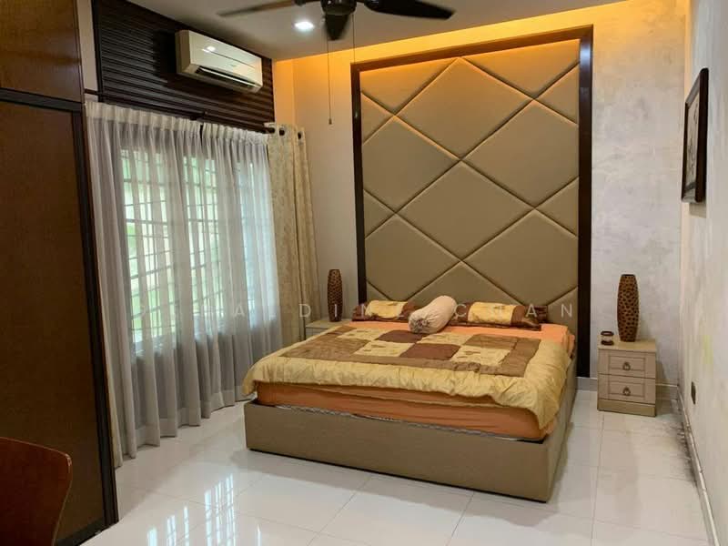 Rumah Banglo untuk Dijual di Bandar Kinrara (Selangor) - Geraldine Chan - Bedroom - PropertyGuru.com.my