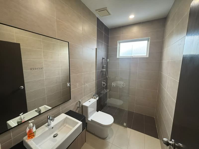 Semi-Detached House for Rent in Setia Eco Park (Setia Alam) - Ken Ong - Bathroom - PropertyGuru.com.my