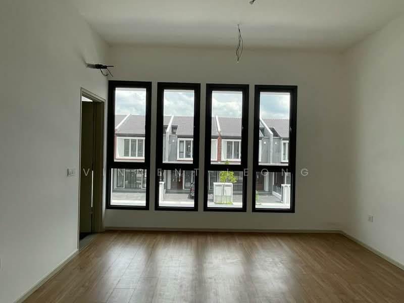 2-storey Terraced House for Sale in Elmina (Shah Alam) - Vincent Leong - Living Room - PropertyGuru.com.my