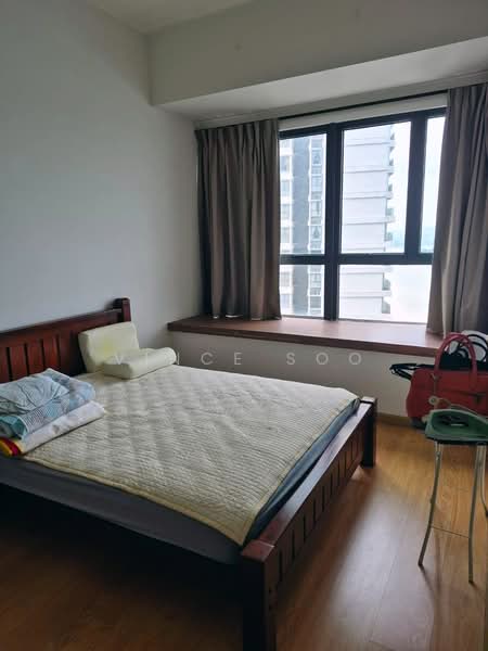 Condominium for Sale at Bay Laurel @ Country Garden Danga Bay - Vince Soo - Bedroom - PropertyGuru.com.my