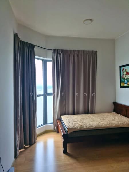 Condominium for Sale at Bay Laurel @ Country Garden Danga Bay - Vince Soo - Bedroom - PropertyGuru.com.my