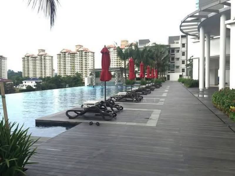 Kondominium untuk Dijual di KM1 West - Emily Tai - Pool - PropertyGuru.com.my