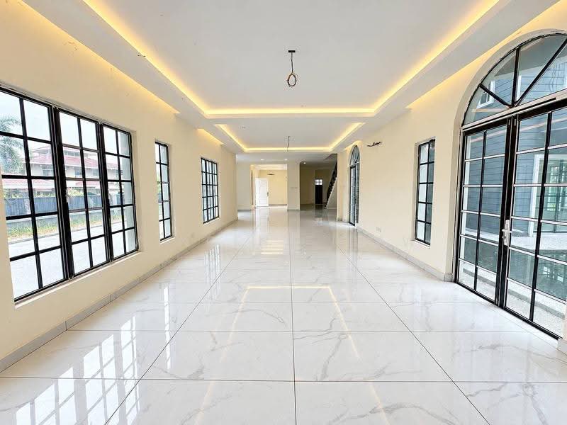 Bungalow House for Sale in Seksyen 6 (Kota Damansara) - Vincent Liaw - Living Room - PropertyGuru.com.my