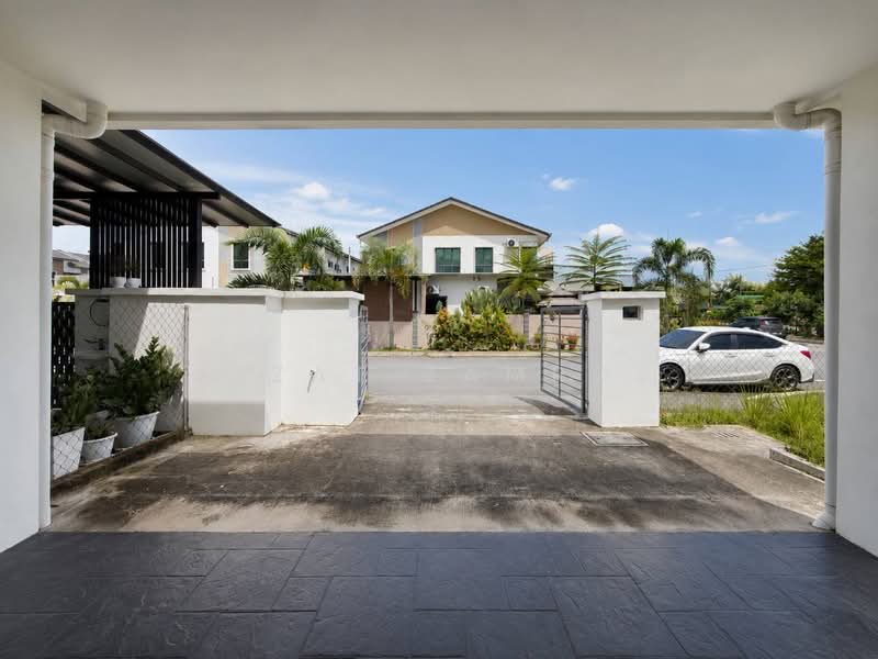 2-storey Terraced House for Sale in Kampung Batu 9 Kebun Baru (Telok Panglima Garang) - Izzat Zamros - PropertyGuru.com.my