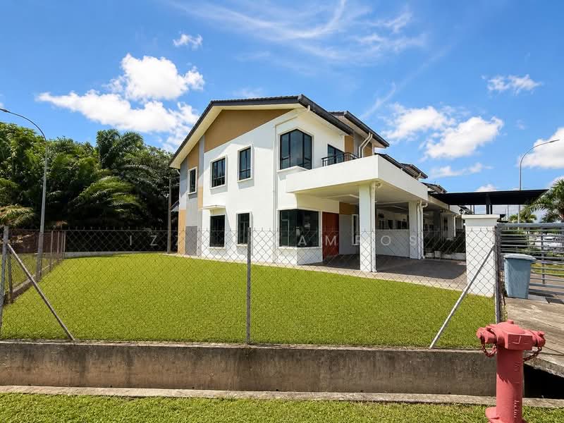 2-storey Terraced House for Sale in Kampung Batu 9 Kebun Baru (Telok Panglima Garang) - Izzat Zamros - PropertyGuru.com.my