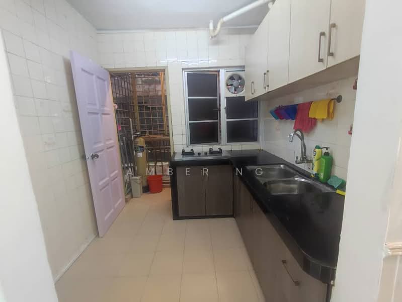 Condominium for Sale at Genting Court Condominium - Amber Ng - Kitchen - PropertyGuru.com.my