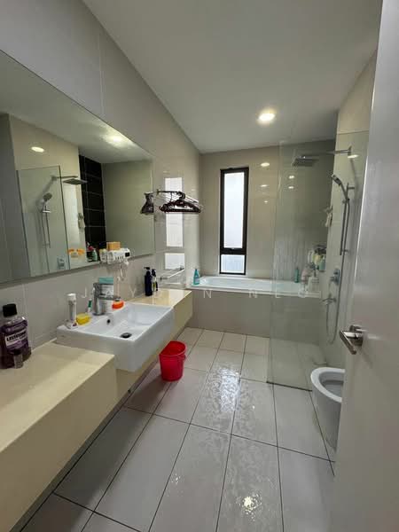 Rumah Teres untuk Dijual di Iskandar Puteri (Nusajaya) (Johor) - Jayden Neo - Bathroom - PropertyGuru.com.my