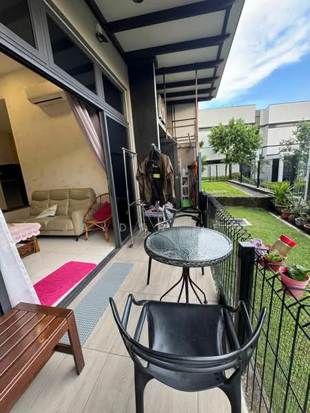 Rumah Teres untuk Dijual di Iskandar Puteri (Nusajaya) (Johor) - Jayden Neo - Balcony - PropertyGuru.com.my