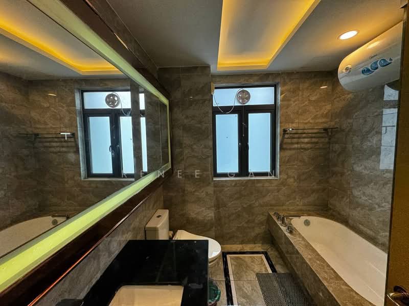 Service Residence for Rent at R&F Princess Cove Phase 1 - Renee Gan - Bathroom - PropertyGuru.com.my