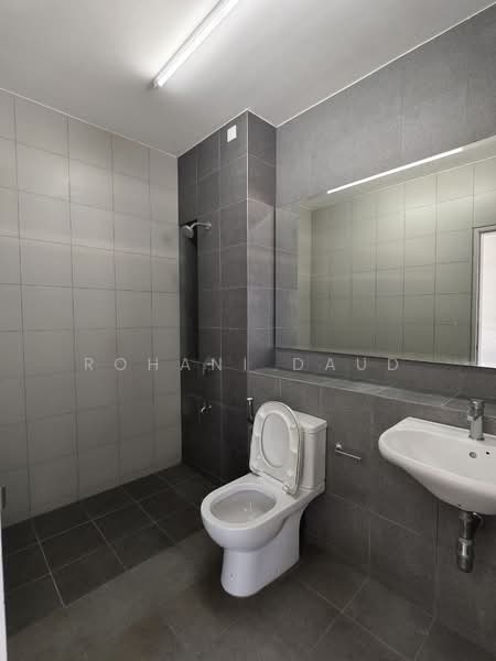 Rumah Teres 2 Tingkat untuk Disewa di Bandar Ainsdale (Seremban) - Rohani Daud - Bathroom - PropertyGuru.com.my