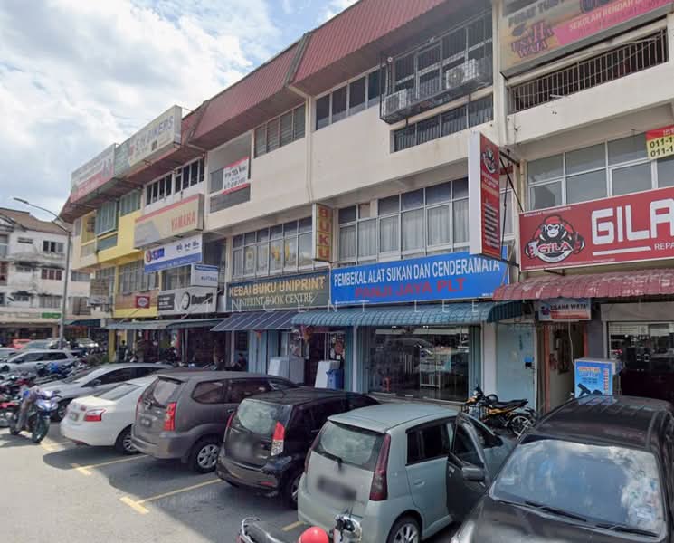 Shop for Rent in Taman Sri Serdang (Seri Kembangan) - Vincent Lee - Exterior - PropertyGuru.com.my