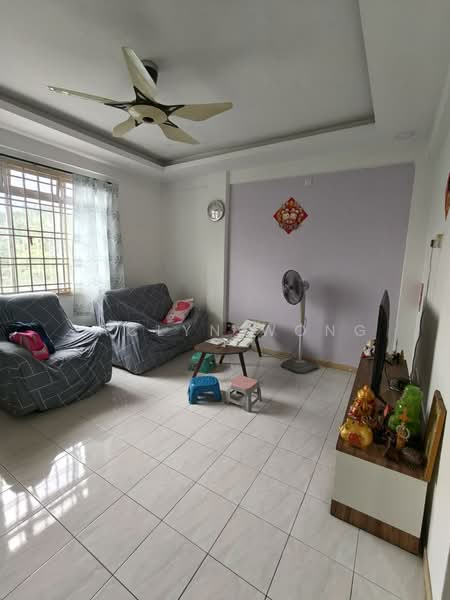 Apartment for Sale at Sri Awana Townhouse - Jaclyn Wong - Living Room - PropertyGuru.com.my