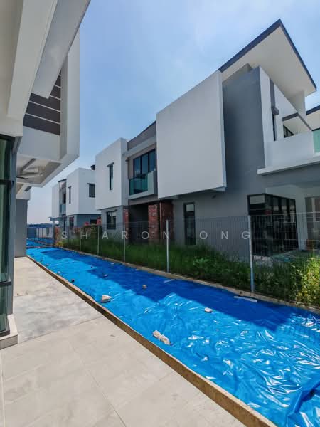 Rumah Berkembar untuk Dijual di Bandar Cassia (Batu Kawan) - Sharon Ong - Exterior - PropertyGuru.com.my
