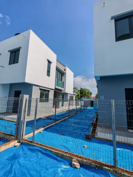 Rumah Berkembar untuk Dijual di Bandar Cassia (Batu Kawan) - Sharon Ong - Exterior - PropertyGuru.com.my