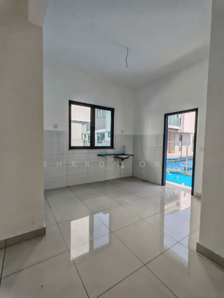 Rumah Berkembar untuk Dijual di Bandar Cassia (Batu Kawan) - Sharon Ong - Kitchen - PropertyGuru.com.my