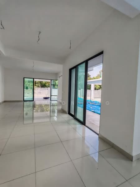 Rumah Berkembar untuk Dijual di Bandar Cassia (Batu Kawan) - Sharon Ong - Living Room - PropertyGuru.com.my