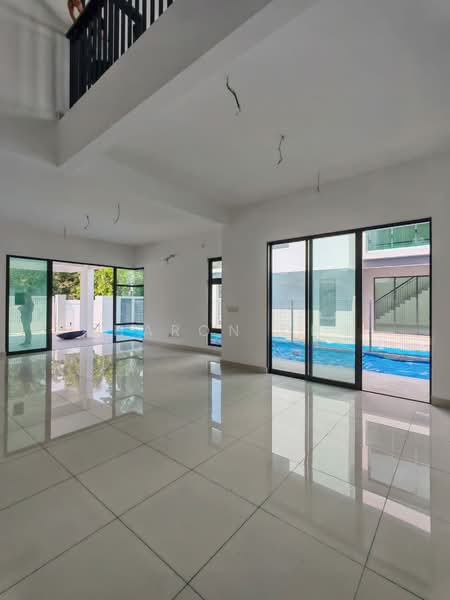 Rumah Berkembar untuk Dijual di Bandar Cassia (Batu Kawan) - Sharon Ong - Living Room - PropertyGuru.com.my