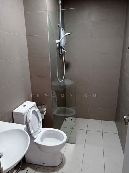 Servis Apartment untuk Disewa di The Era @ Duta North - Benson Ng - Bathroom - PropertyGuru.com.my