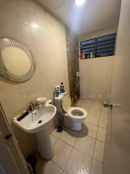 Apartment for Sale at Avilla Apartments - YEN KEE LIONG - Bathroom - PropertyGuru.com.my