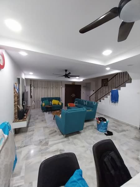 Rumah Teres 2 Tingkat untuk Dijual di TAMAN PUCHONG UTAMA (Puchong) - Danny Chuah - Living Room - PropertyGuru.com.my