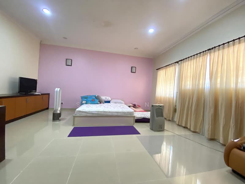 Semi-Detached House for Sale in Bandar Puteri Puchong (Puchong) - Sky Wong - Bedroom - PropertyGuru.com.my
