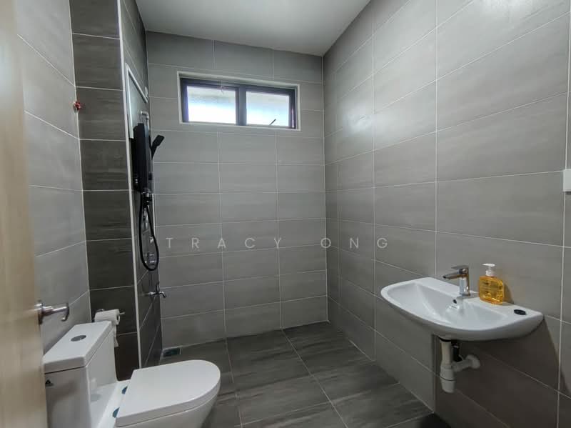 Cluster House for Rent in Johor Bahru (Johor) - Tracy Ong - Bathroom - PropertyGuru.com.my