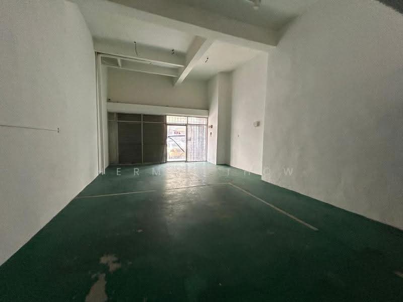 Kedai untuk Disewa di Taman Subang Mas (Subang Jaya) - Herman Thow - Interior - PropertyGuru.com.my
