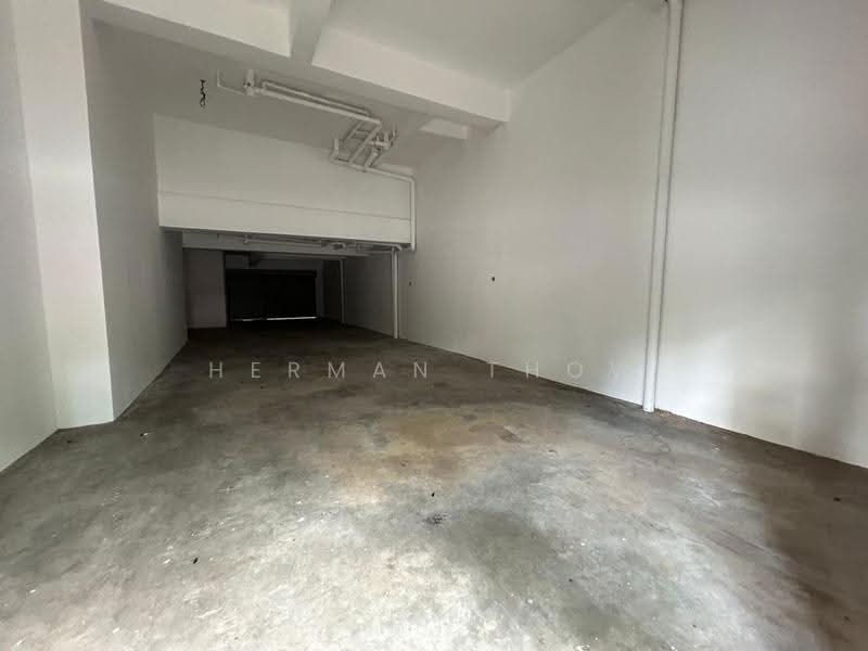 Kedai untuk Disewa di Taman Subang Mas (Subang Jaya) - Herman Thow - Interior - PropertyGuru.com.my