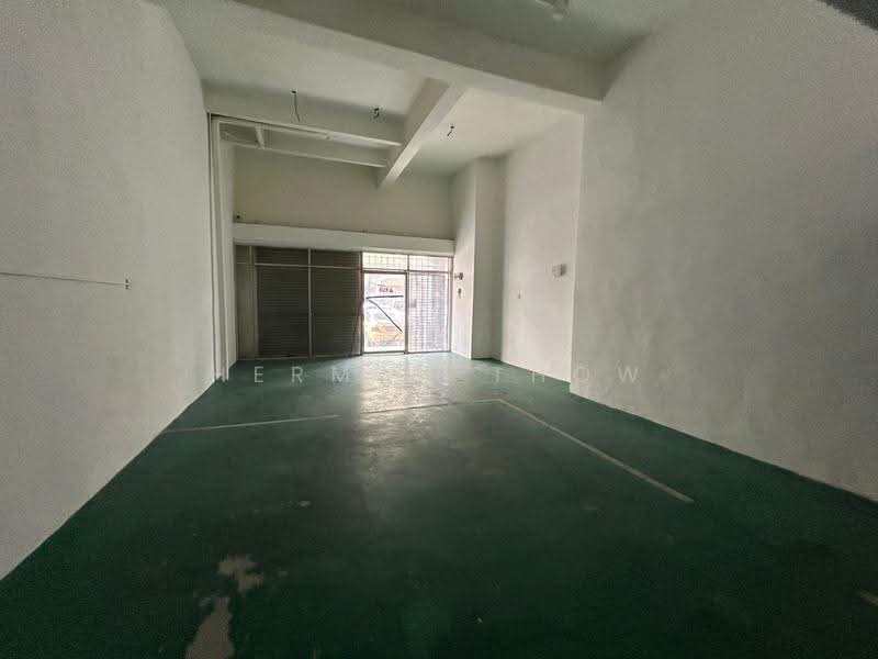 Kedai untuk Disewa di Taman Subang Mas (Subang Jaya) - Herman Thow - Interior - PropertyGuru.com.my