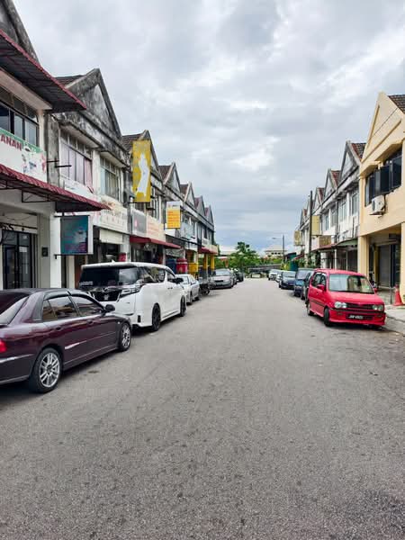 Shop for Sale in Taman Puteri Wangsa (Ulu Tiram) - JAN AU - Exterior - PropertyGuru.com.my