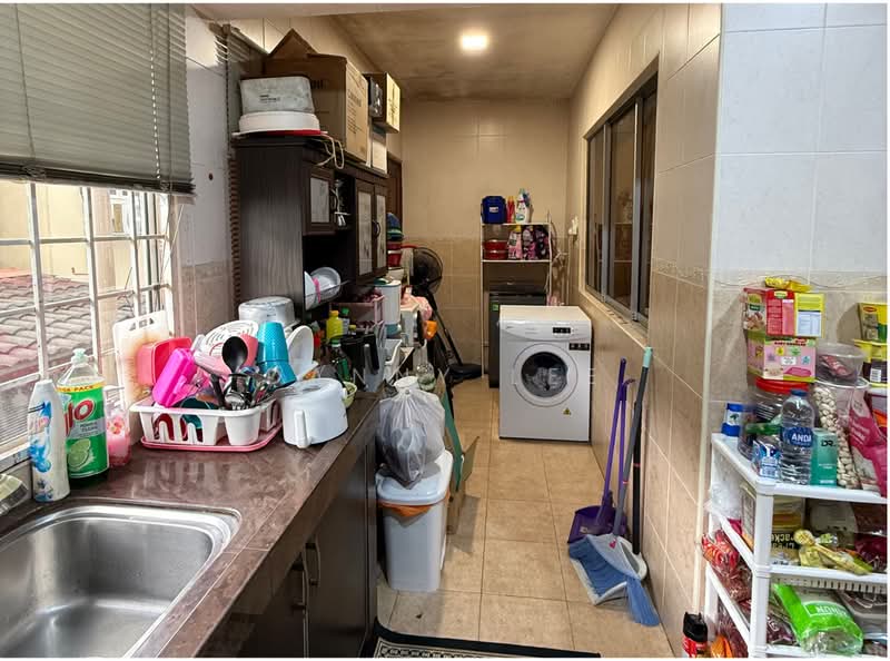 Rumah Teres 2 Tingkat untuk Dijual di Bandar Kinrara (Selangor) - Danny Lee - Kitchen - PropertyGuru.com.my