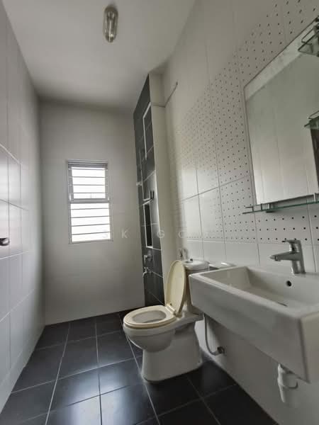 Rumah Berkembar untuk Dijual di Taman Nusa Idaman (Iskandar Puteri (Nusajaya)) - SK GOO - Bathroom - PropertyGuru.com.my