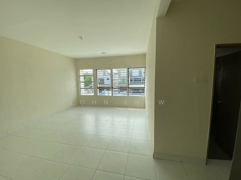 2-storey Terraced House for Sale in BANDAR PUCHONG JAYA (Puchong) - John Khaw - Living Room - PropertyGuru.com.my