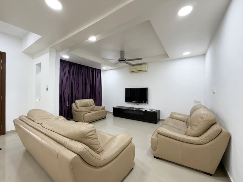 2-storey Terraced House for Rent in Taman Puteri Wangsa (Ulu Tiram) - Lywen Thye - Living Room - PropertyGuru.com.my