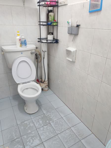Rumah Teres 1 Tingkat untuk Dijual di Taman Seri Pinang (Butterworth) - Leesa Cheah - Bathroom - PropertyGuru.com.my