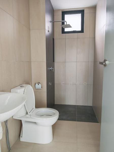 Kondominium untuk Dijual di D' Starlingtton - Elvin Choo - Bathroom - PropertyGuru.com.my