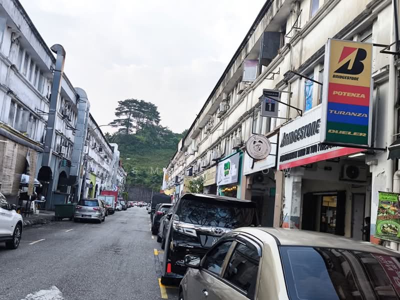 Shop for Rent in Desa Petaling (Kuala Lumpur) - Desmond Low - Exterior - PropertyGuru.com.my
