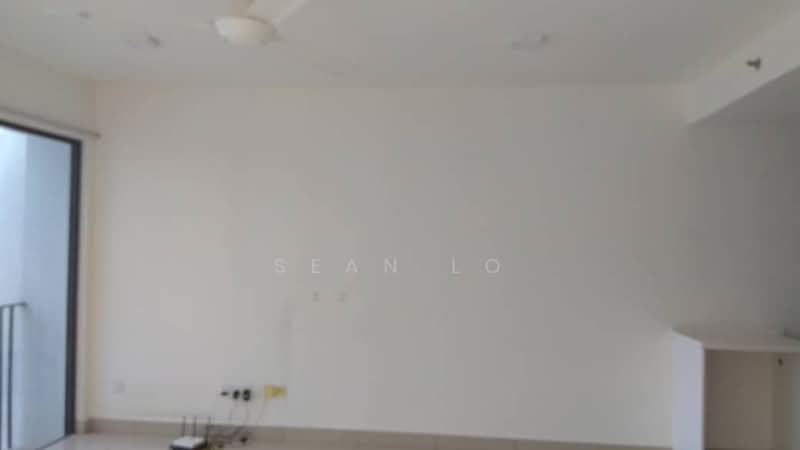 Servis Apartment untuk Disewa di Trefoil @ Setia City - Sean Lo - Living Room - PropertyGuru.com.my