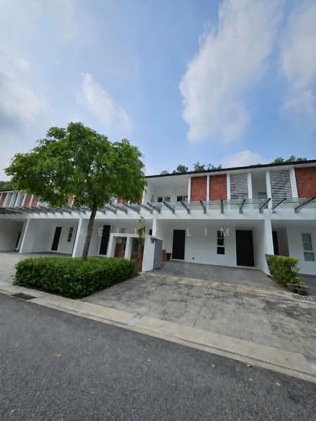 2-storey Terraced House for Sale in Alam Damai (Cheras) - Kelly Lim - Exterior - PropertyGuru.com.my
