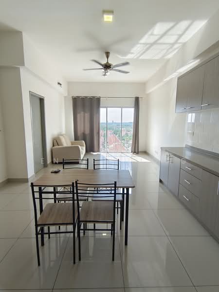 Servis Apartment untuk Dijual di The Wharf Residence - YEN KEE LIONG - Living Room - PropertyGuru.com.my