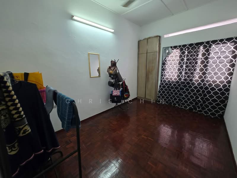 Rumah Teres 2 Tingkat untuk Disewa di Ipoh (Perak) - Chris Chin - Bedroom - PropertyGuru.com.my