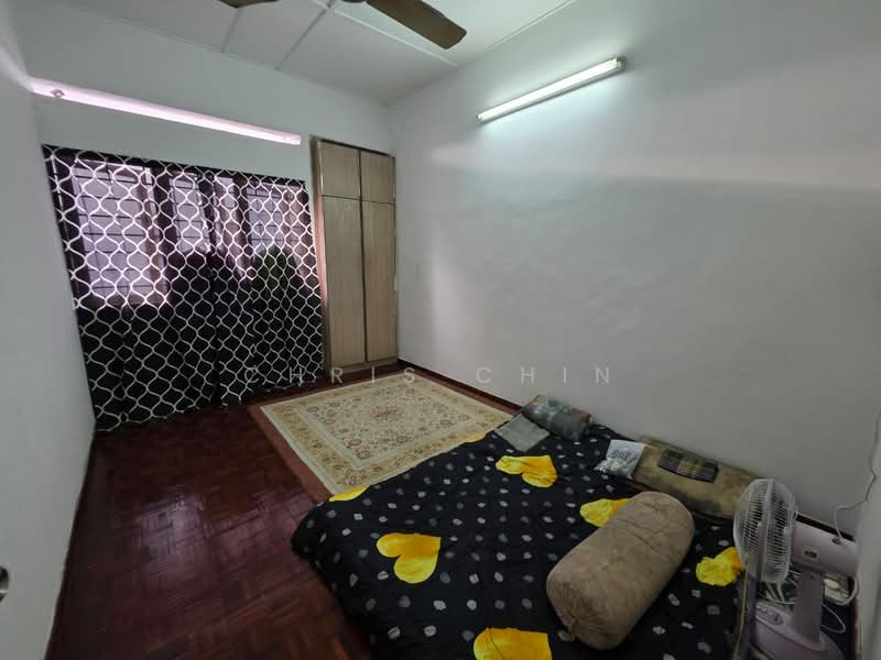 Rumah Teres 2 Tingkat untuk Disewa di Ipoh (Perak) - Chris Chin - Bedroom - PropertyGuru.com.my
