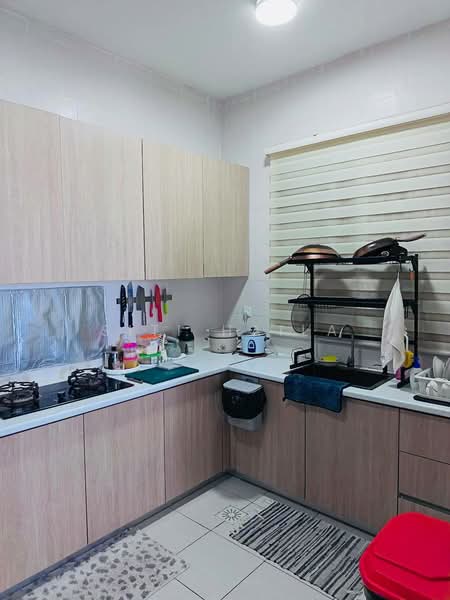 Kondominium untuk Disewa di Residensi Adelia 2 - Siti Haila - Kitchen - PropertyGuru.com.my