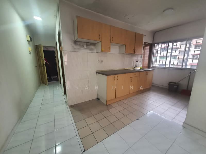 Apartment for Sale at Lestari Apartment - Farah Dina - Kitchen - PropertyGuru.com.my