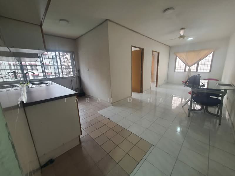 Apartment for Sale at Lestari Apartment - Farah Dina - Kitchen - PropertyGuru.com.my