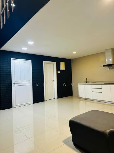 Kondominium untuk Disewa di Arte Subang West - Abby Woo - Kitchen - PropertyGuru.com.my