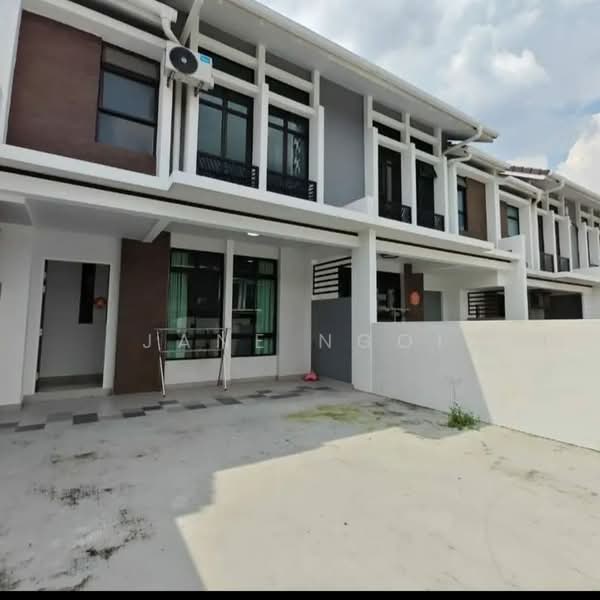 Rumah Teres 2 Tingkat untuk Disewa di Taman Seri Austin (Tebrau) - Jane Ngoi - Exterior - PropertyGuru.com.my